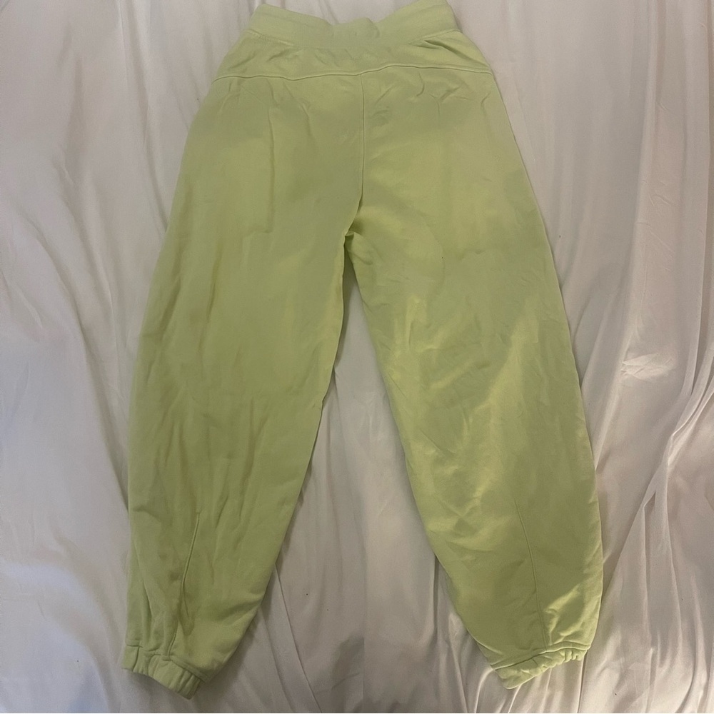 Lululemon Relaxed Fit Super-High Rise French Terry Full Length Jogger Size 6 - Picture 4 of 9